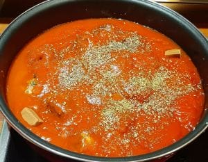 Boulettes de viande à la sauce tomate et mozzarella
