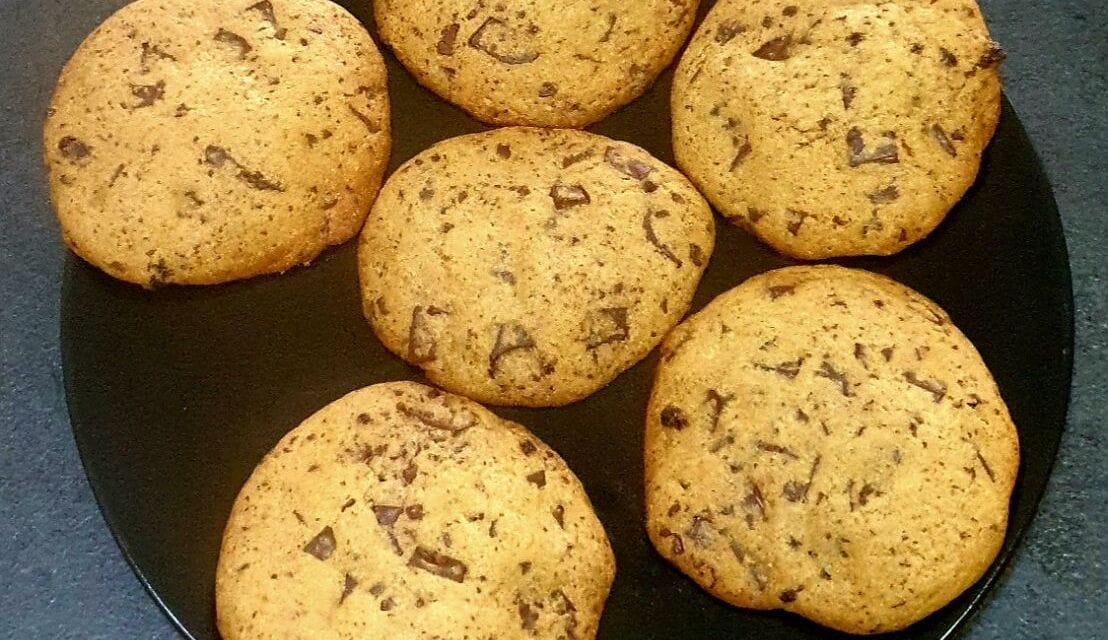 Recette des Cookies classiques à la vanille et pépites de chocolat