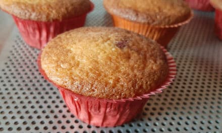 Recette de Muffins aux griottes et pépites de chocolat
