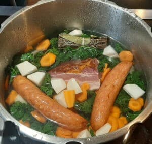 Potée au chou kale et a la saucisse de Morteau