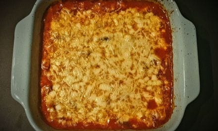 Recette de Gratin de courgettes à la sauce tomate et à la mozzarella