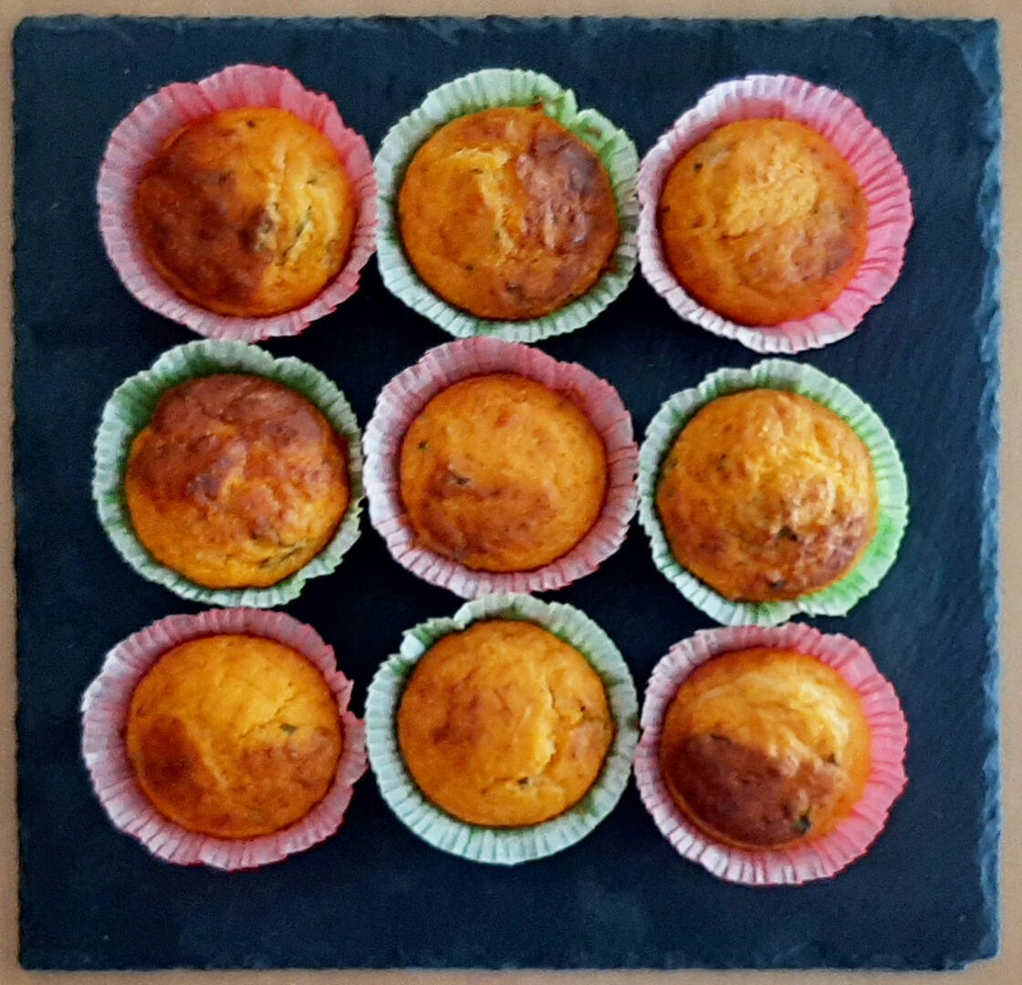 Recette mini muffins salés à base de tomate basilic. Healthy et végétarien