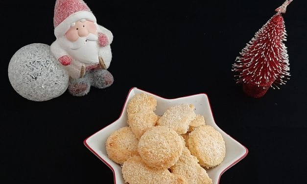 Biscuits à la noix de coco. Une recette de sablés moelleux pour Noël