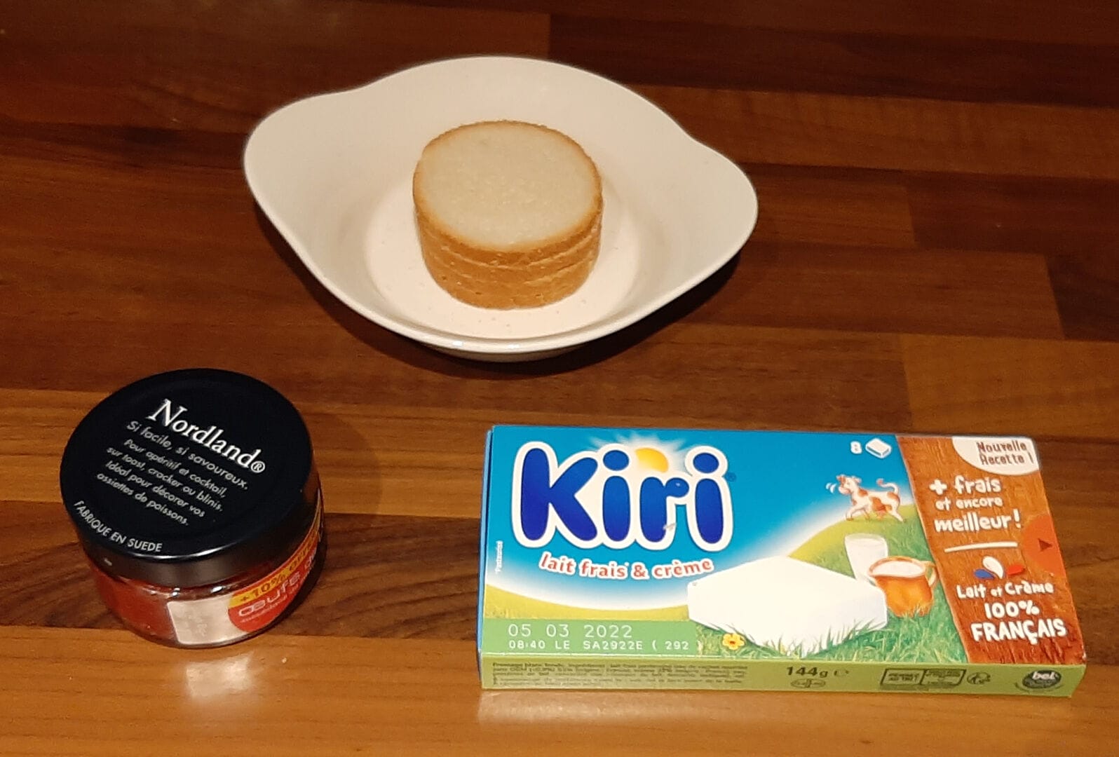 Toast Œuf de lompe. Recette avec du fromage Kiri pour Noël ou Pâques