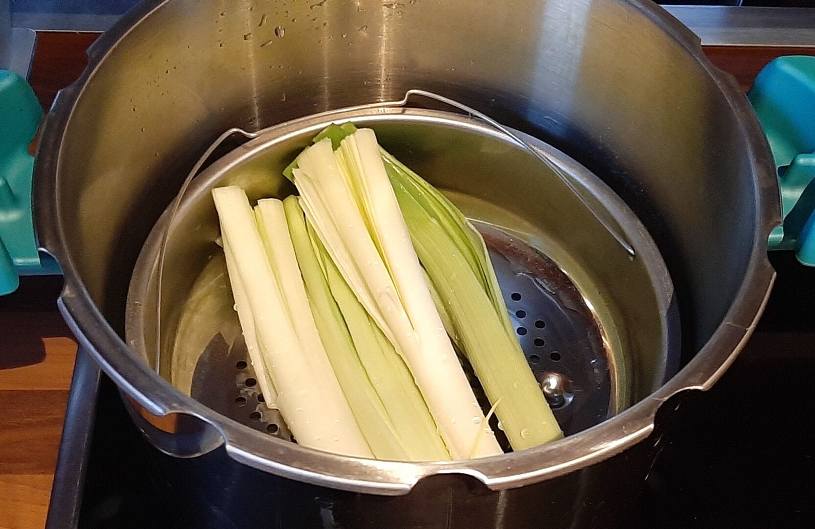 Cuisson Des Poireaux à La Cocotte Minute Seb Poireaux vinaigrette. Cuisson à la vapeur en cocotte-minute