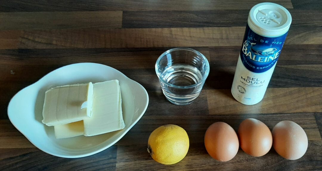 Sauce hollandaise maison. Une recette facile et rapide à faire