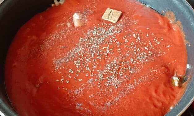 Recette de sauce tomate maison : secrets de grand-mère révélés