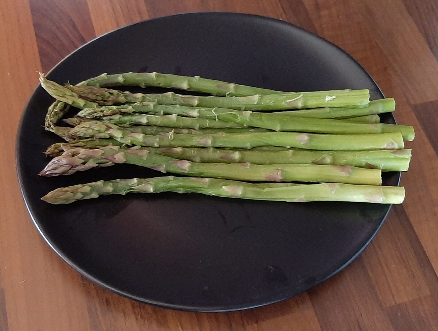Cuisson asperges vertes cocotte minute. Bonne recette en peu de temps
