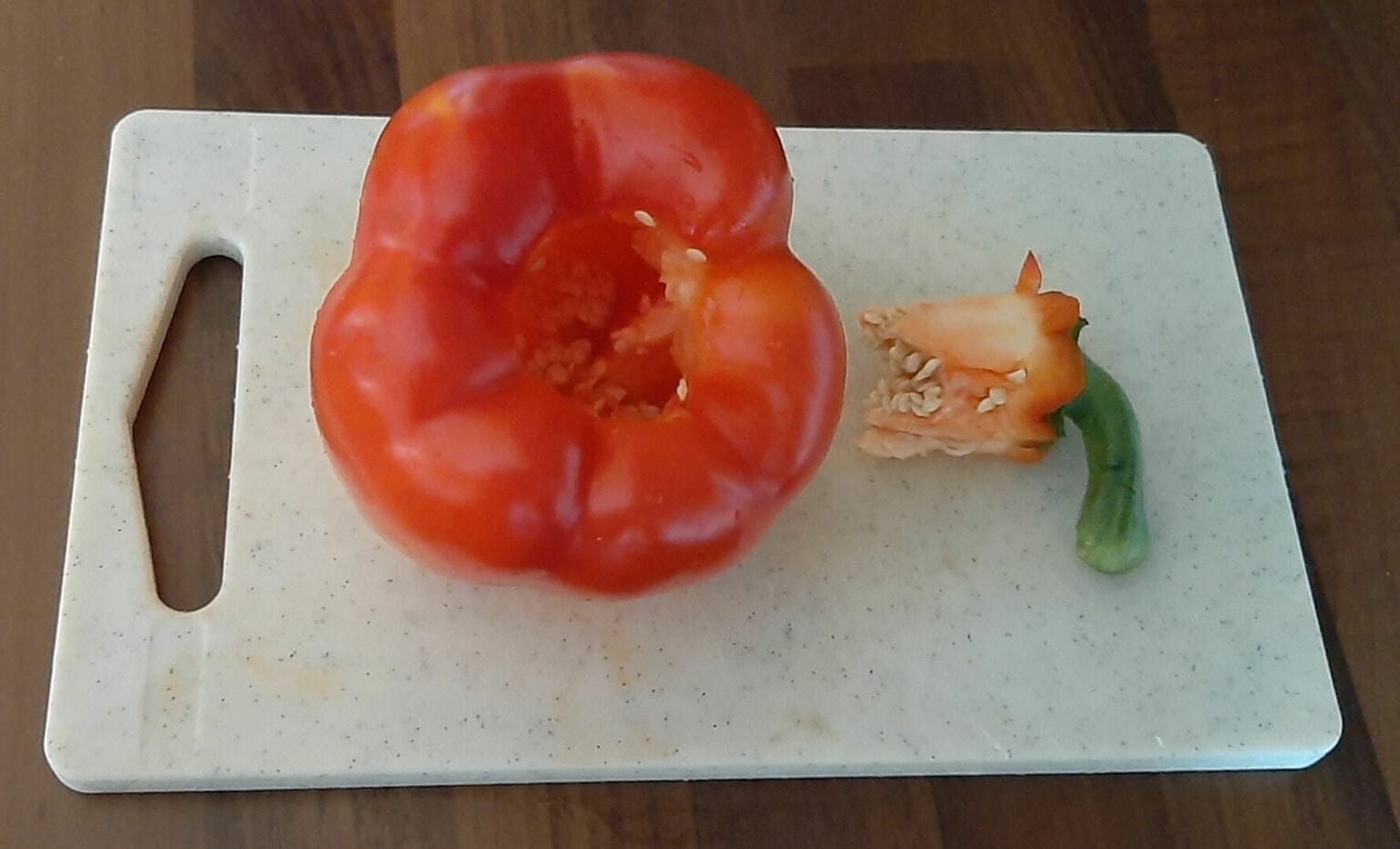 Comment couper un poivron et enlever la peau ? Voici la bonne méthode