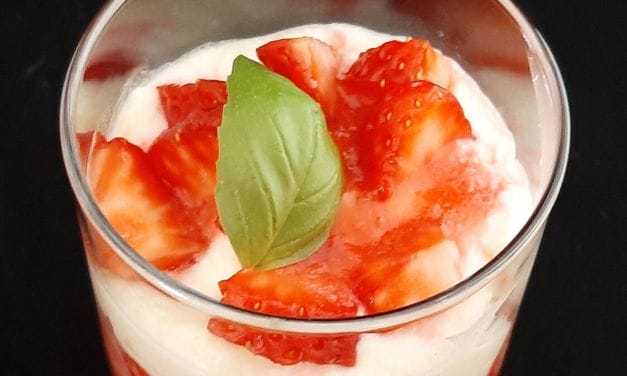 Verrine mascarpone fraise. Une recette de Mara des bois pour un dessert léger après un repas lourd !