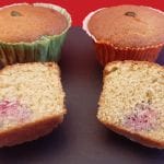 Muffins pistache framboise. Une recette de petits gâteaux aux fruits rouges hyper rapide !