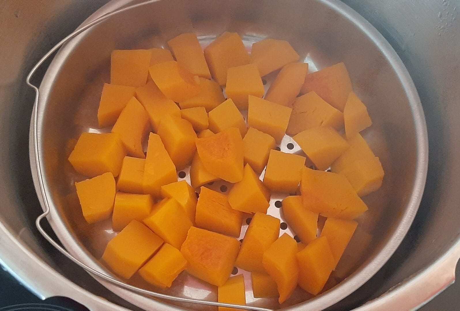 Soupe Butternut Pomme De Terre Cocotte Minute Cuisson butternut cocotte minute. Bonne recette en peu de temps