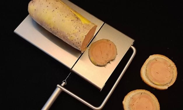 Foie gras maison au cognac. Une recette à préparer soi-même pour les fêtes de fin d’année.
