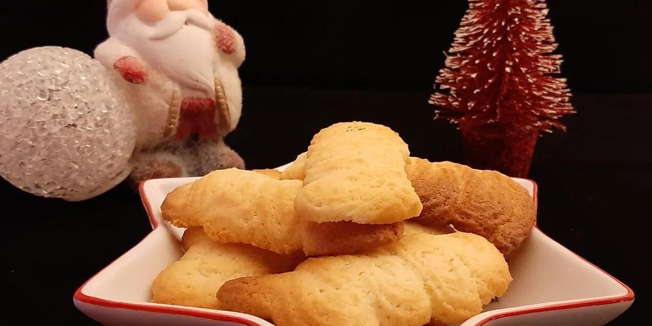 Spritz Gâteaux de Noël : La Recette Alsacienne Facile de ma Grand-Mère