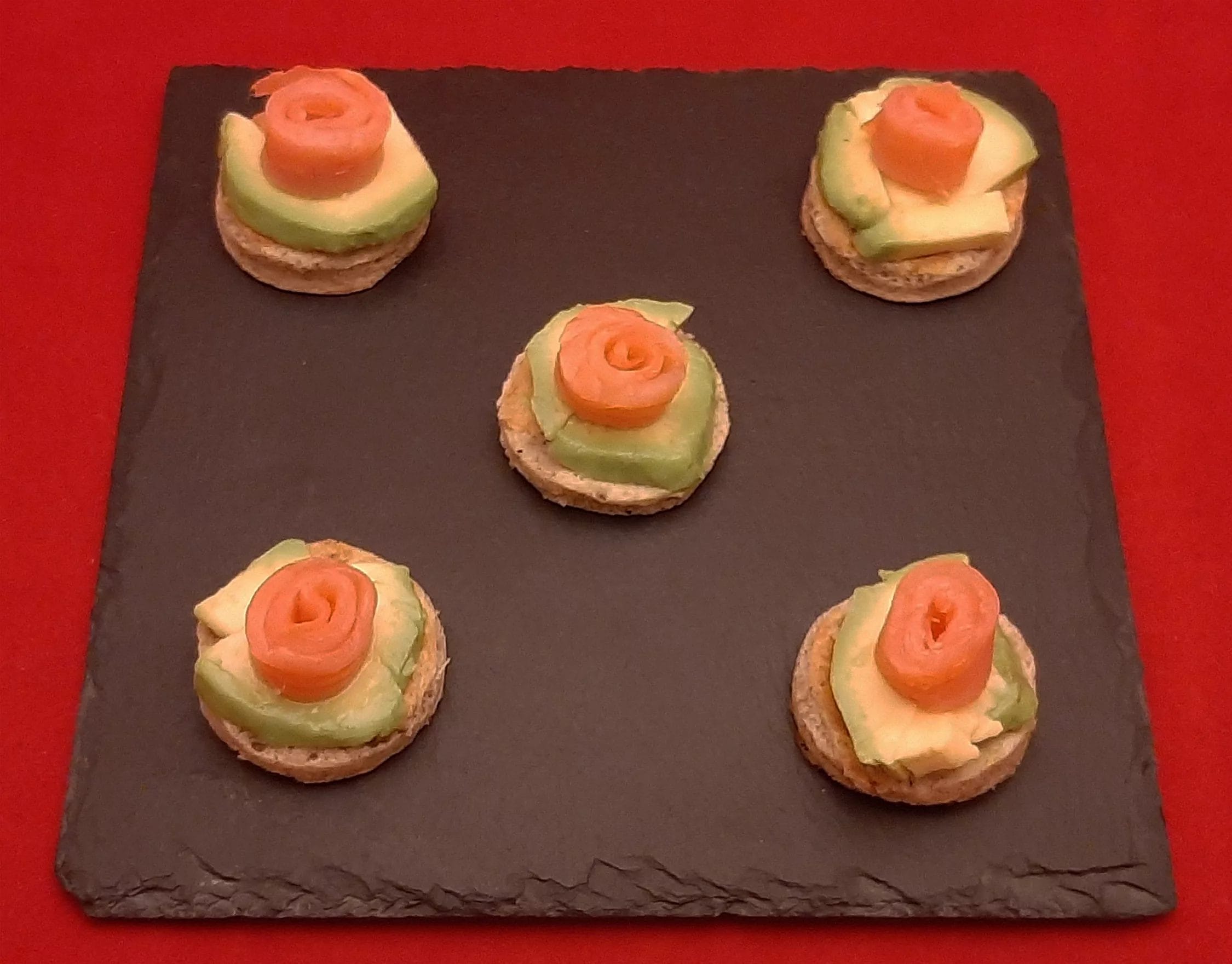 Blinis avocat saumon