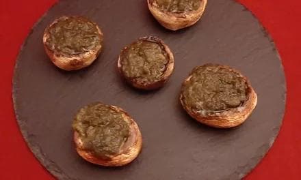 Champignons farcis au beurre d’escargot. Une recette au four pour l’apéro.