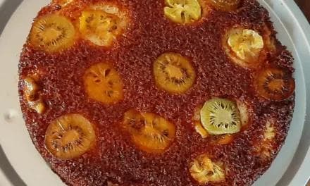 Gâteau aux kiwis jaunes et verts. Une recette gourmande !