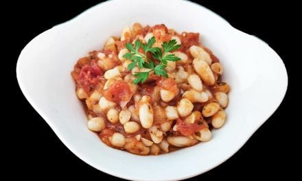 Cuisine de Grand-Mère : Les Secrets des Haricots Blancs à la Sauce Tomate !