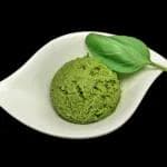 Le Secret d’un Pesto de Basilic Parfait : Astuces et Recette