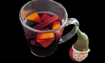 Découvrez la Recette Traditionnelle du Vin Chaud de Ma Grand-Mère