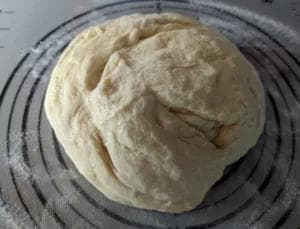 Pâte à beignets légère et croustillante