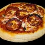 Pizza au chorizo : une recette facile pour régaler toute la famille !