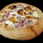 Réalisez une délicieuse pizza au chèvre et miel en quelques étapes simples !