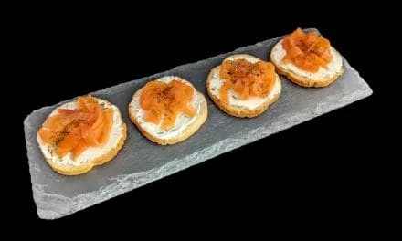 Toast à la Truite Fumée et Fromage Philadelphia : Recette Apéro