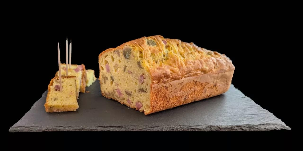 Recette de cake aux jambon et olives : l’apéro parfait !